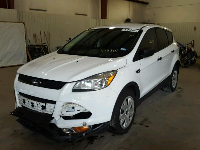 1FMCU0F79FUB12301 - 2015 FORD ESCAPE S WHITE photo 2