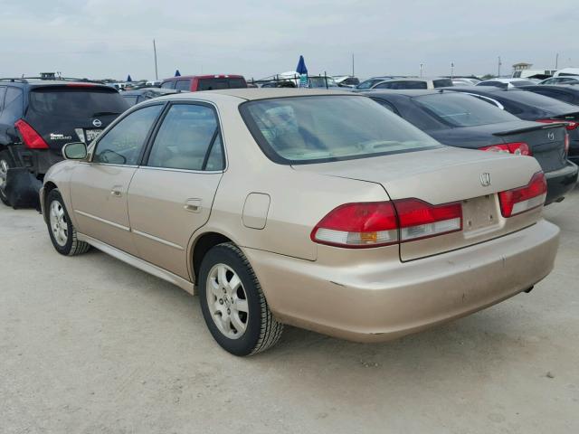 1HGCG56621A101071 - 2001 HONDA ACCORD EX GOLD photo 3