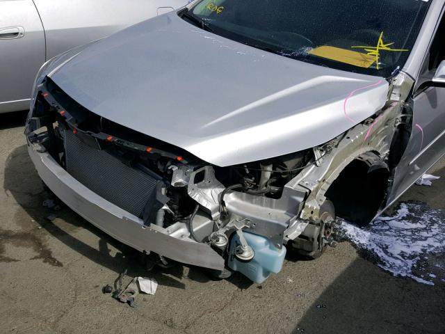 1G11C5SL3EF299447 - 2014 CHEVROLET MALIBU 1LT SILVER photo 9