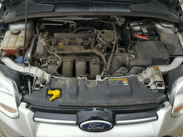 1FAHP3M21CL191366 - 2012 FORD FOCUS SEL SILVER photo 7