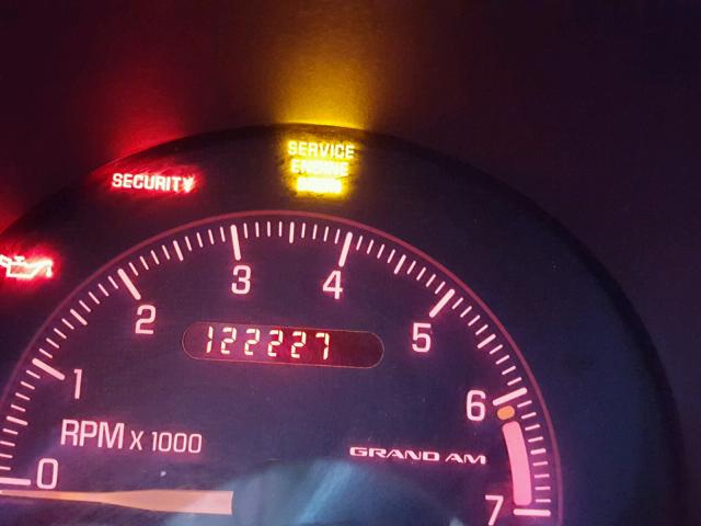 1G2NE52F44M552013 - 2004 PONTIAC GRAND AM S SILVER photo 8