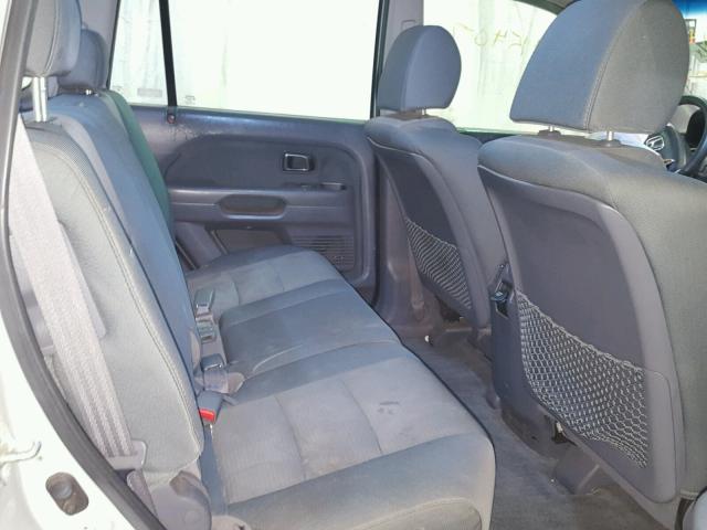 2HKYF18106H532526 - 2006 HONDA PILOT LX GRAY photo 6