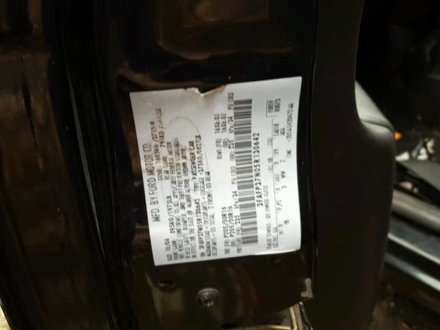 3FAFP37N05R130642 - 2005 FORD FOCUS ZX5 BLACK photo 10