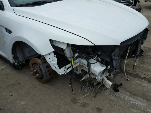 1FAHP2M85DG212826 - 2013 FORD TAURUS POL WHITE photo 9