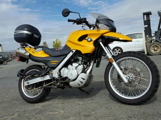 WB10182AX1ZE45750 - 2001 BMW F650 GS YELLOW photo 1