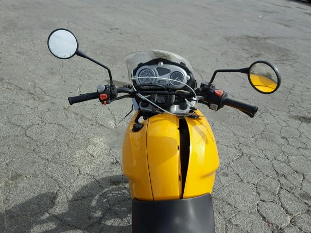 WB10182AX1ZE45750 - 2001 BMW F650 GS YELLOW photo 5