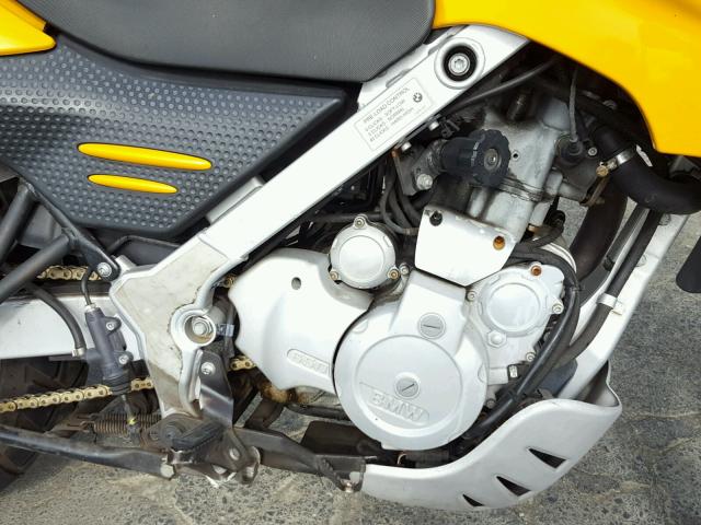 WB10182AX1ZE45750 - 2001 BMW F650 GS YELLOW photo 7
