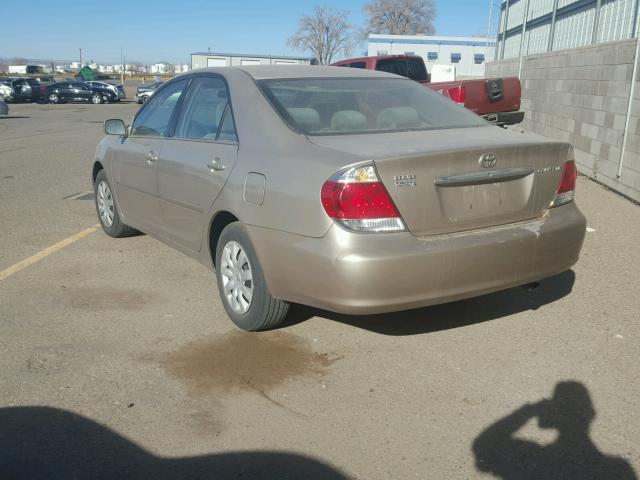 4T1BE32K55U075914 - 2005 TOYOTA CAMRY TAN photo 3