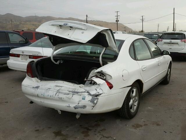 1FAFP53221A239289 - 2001 FORD TAURUS SE WHITE photo 4