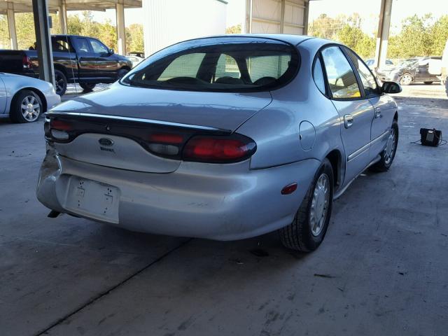 1FAFP53U9XA229191 - 1999 FORD TAURUS SE SILVER photo 4