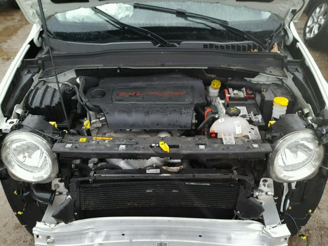 ZACCJAAT0FPB53852 - 2015 JEEP RENEGADE S 白色 照片 7