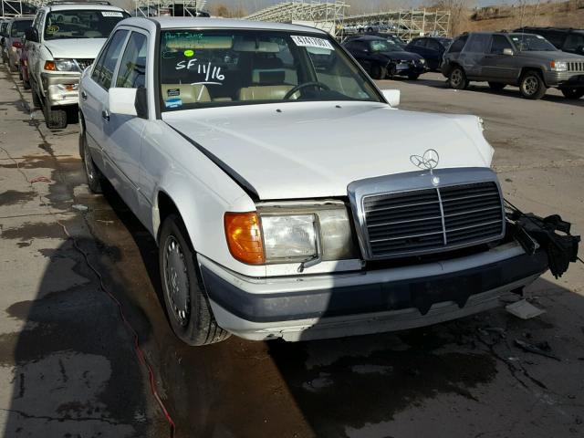 WDBED30E0LB262003 - 1990 MERCEDES-BENZ 300 E 4MAT WHITE photo 1