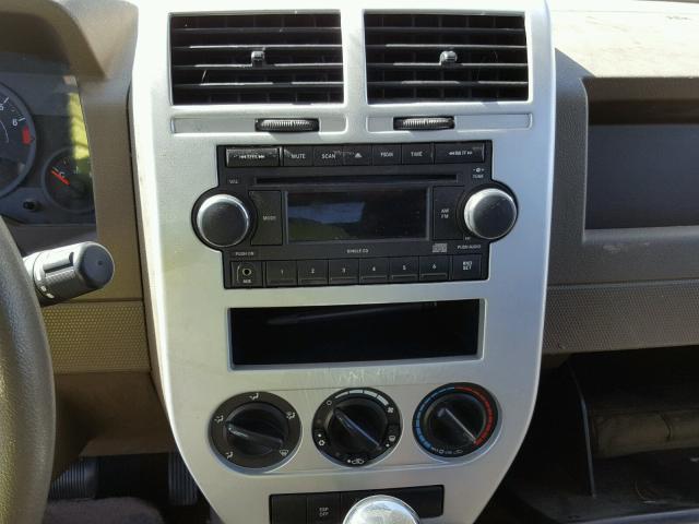 1J8FT47W18D742004 - 2008 JEEP COMPASS SP 绿色 照片 9