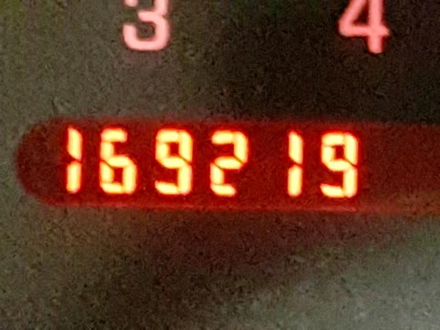 1G2NF52E34M535529 - 2004 PONTIAC GRAND AM S RED photo 8