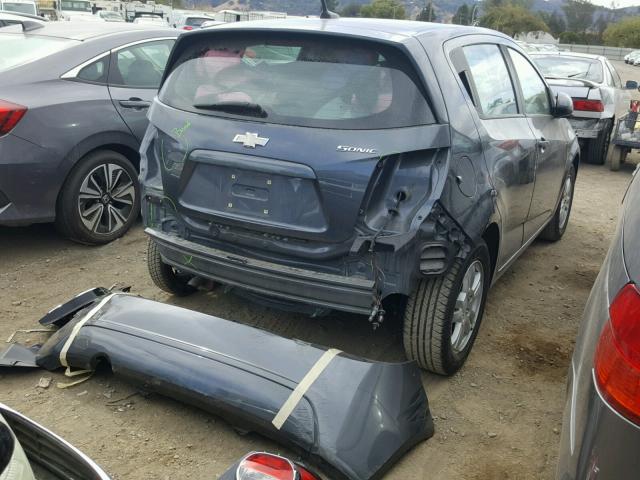 1G1JA6SH2C4181440 - 2012 CHEVROLET SONIC LS GRAY photo 4