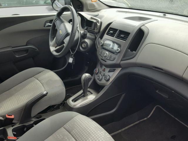 1G1JA6SH2C4181440 - 2012 CHEVROLET SONIC LS GRAY photo 5