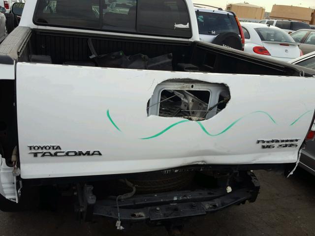 3TMJU4GN4BM125536 - 2011 TOYOTA TACOMA DOU WHITE photo 9