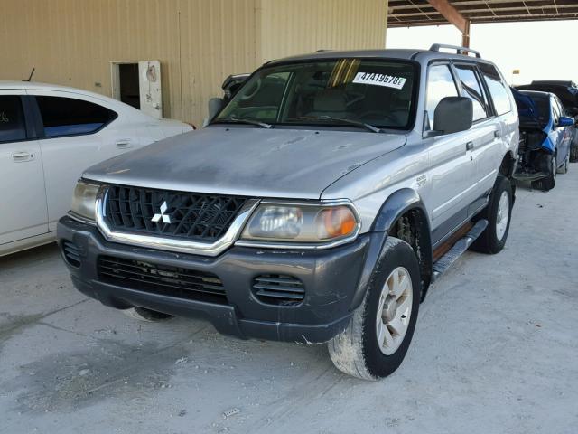 JA4LS31R02J020794 - 2002 MITSUBISHI MONTERO SP GRAY photo 2