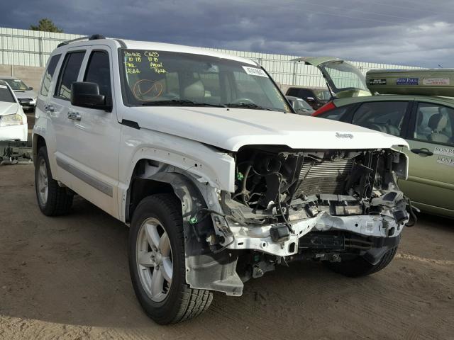 1J4PP5GK0BW519686 - 2011 JEEP LIBERTY LI WHITE photo 1