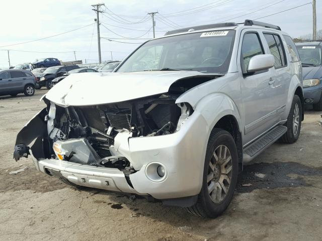 5N1AR18B89C617403 - 2009 NISSAN PATHFINDER SILVER photo 2