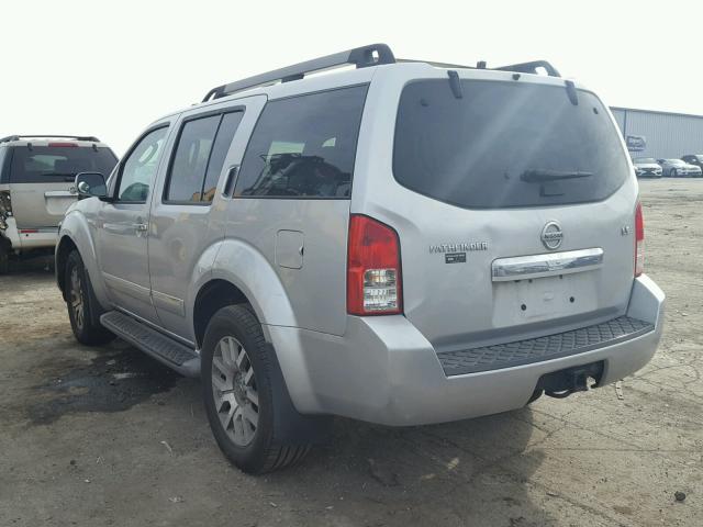 5N1AR18B89C617403 - 2009 NISSAN PATHFINDER SILVER photo 3