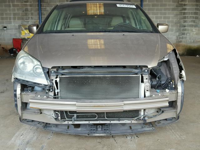 5FNRL38727B423787 - 2007 HONDA ODYSSEY EX GOLD photo 9