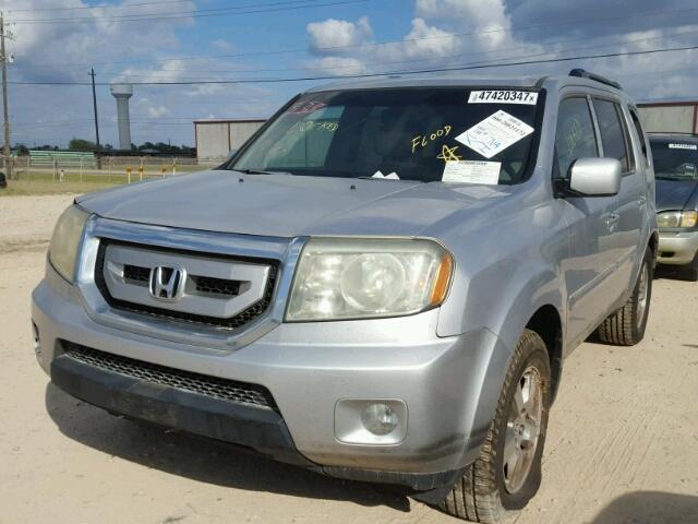 5FNYF3H57BB004666 - 2011 HONDA PILOT SILVER photo 2