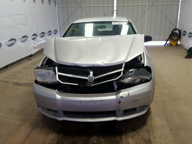 1B3CC4FB5AN172910 - 2010 DODGE AVENGER SX SILVER photo 9