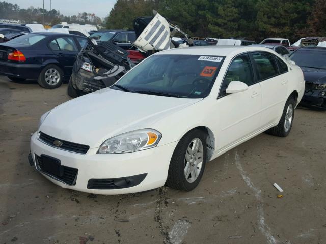 2G1WU581969409517 - 2006 CHEVROLET IMPALA LTZ WHITE photo 2