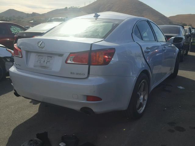 JTHBK262895101874 - 2009 LEXUS IS 250 WHITE photo 4