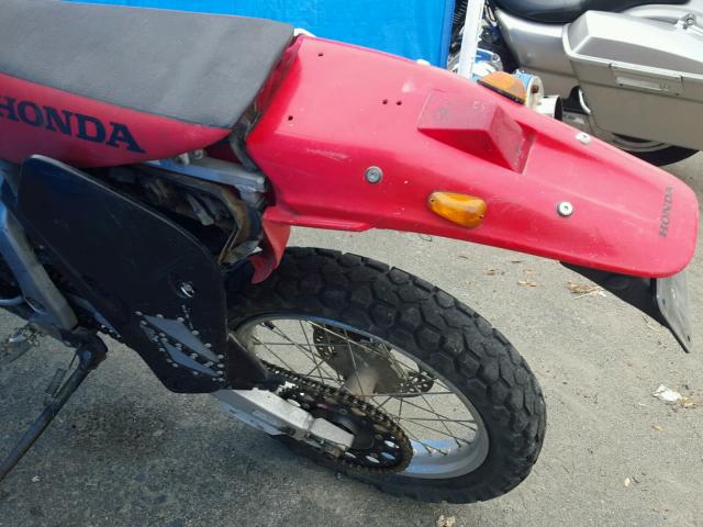 JH2RE01112K301097 - 2002 HONDA XR650 R RED photo 9