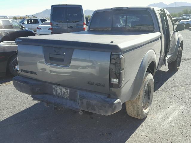 1N6AD06W48C438144 - 2008 NISSAN FRONTIER K CHARCOAL photo 4