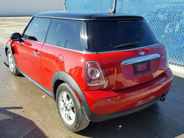 WMWSU3C56BT253862 - 2011 MINI COOPER RED photo 3