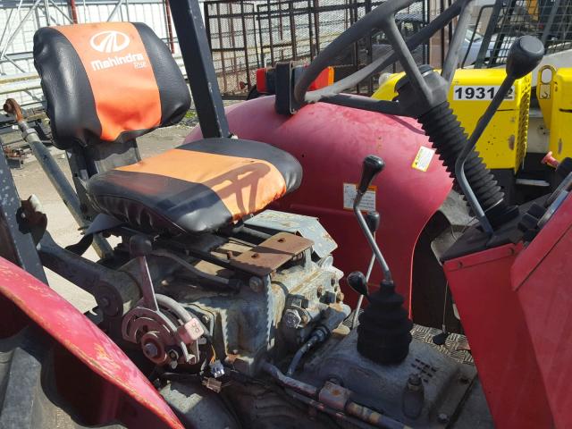 EMB1014B2 - 2003 MAHINDRA AND MAHINDRA 3505 红色 照片 6