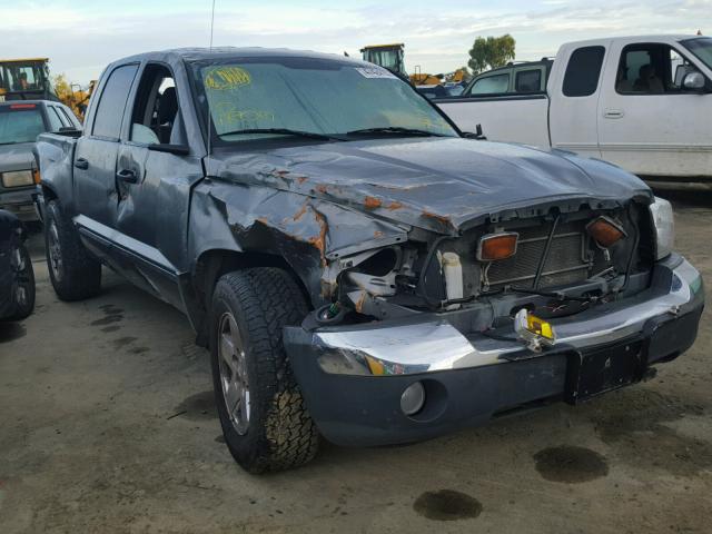 1D7HE48N45S131252 - 2005 DODGE DAKOTA QUA GRAY photo 1