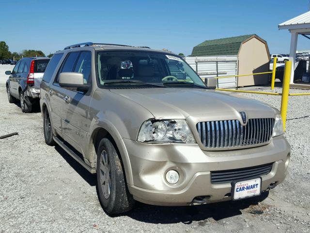 5LMFU28RX4LJ29244 - 2004 LINCOLN NAVIGATOR 金色 照片 1