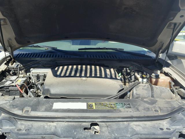 5LMFU28RX4LJ29244 - 2004 LINCOLN NAVIGATOR 金色 照片 7