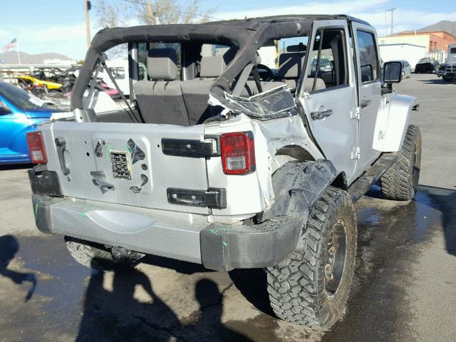 1J4GA59148L618950 - 2008 JEEP WRANGLER U SILVER photo 4