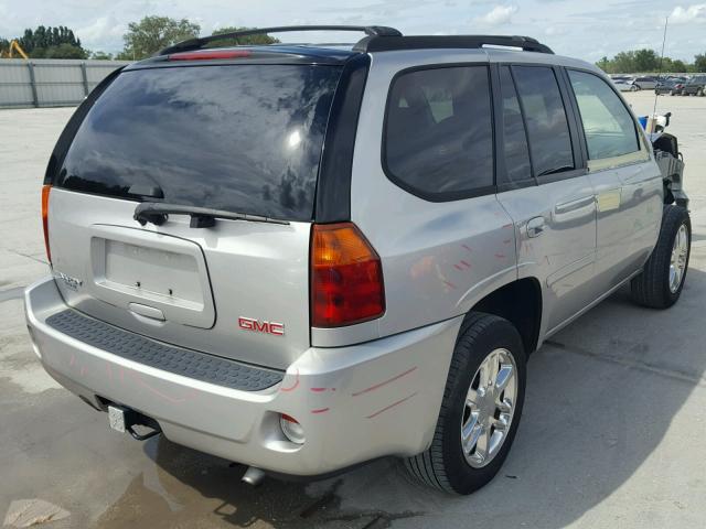 1GKES63M972102370 - 2007 GMC ENVOY DENA SILVER photo 4