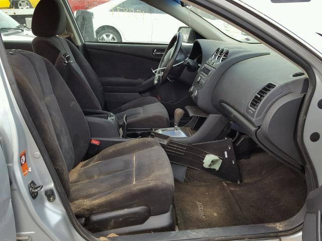 1N4BL21E48N424551 - 2008 NISSAN ALTIMA 3.5 SILVER photo 5