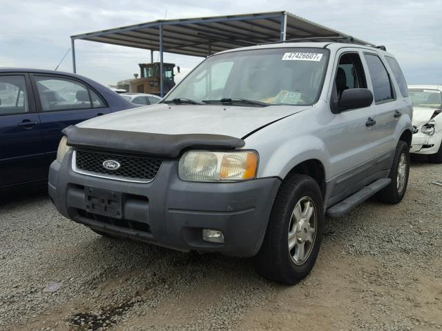 1FMYU03163KA32760 - 2003 FORD ESCAPE XLT SILVER photo 2