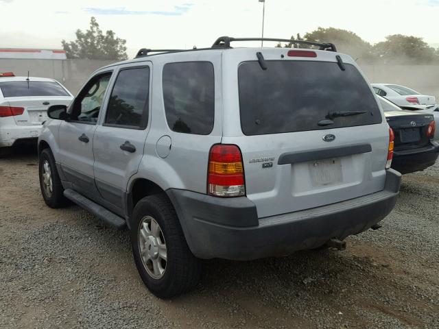 1FMYU03163KA32760 - 2003 FORD ESCAPE XLT SILVER photo 3