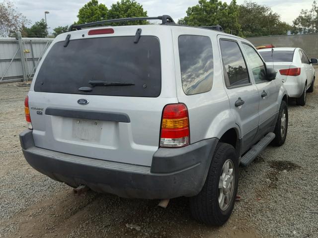 1FMYU03163KA32760 - 2003 FORD ESCAPE XLT SILVER photo 4