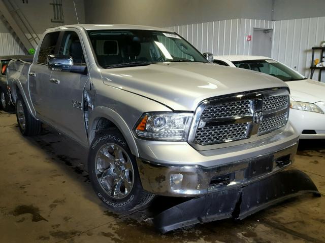 1C6RR7NT2FS627389 - 2015 RAM 1500 LARAM SILVER photo 1