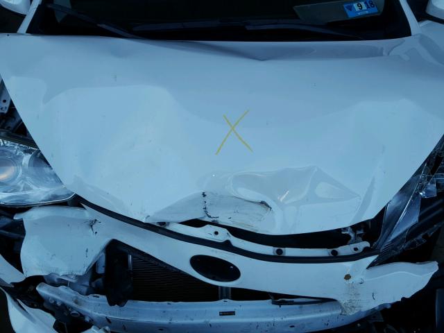 JTDKDTB31E1567549 - 2014 TOYOTA PRIUS C WHITE photo 7