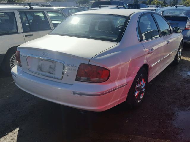 KMHWF35H42A507436 - 2002 HYUNDAI SONATA GLS WHITE photo 4