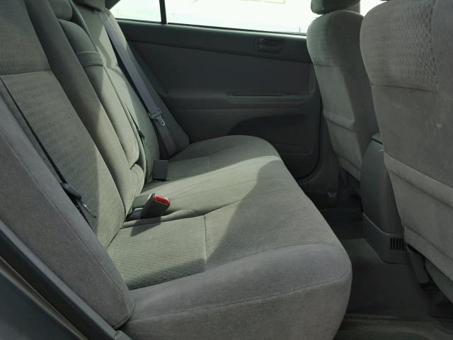 4T1BE32K92U580186 - 2002 TOYOTA CAMRY LE 石墨色 照片 6