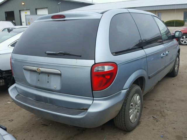 1A4GP45RX6B610875 - 2006 CHRYSLER TOWN & COU BLUE photo 4