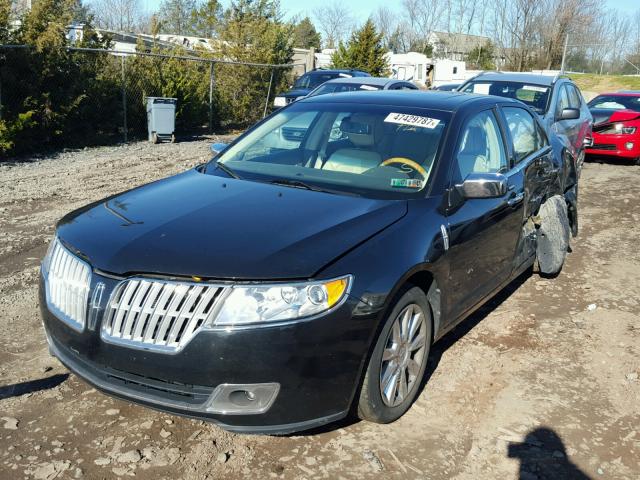 3LNHL2GC4CR838814 - 2012 LINCOLN MKZ BLACK photo 2