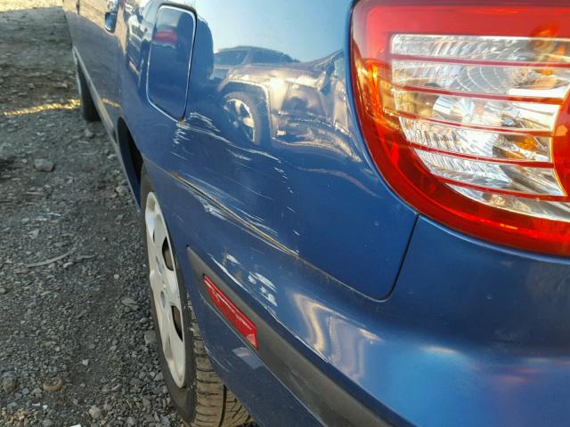 KMHDN56D66U180995 - 2006 HYUNDAI ELANTRA GL BLUE photo 9